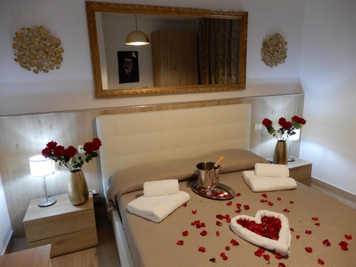 Caserta Royale Suite Extérieur photo