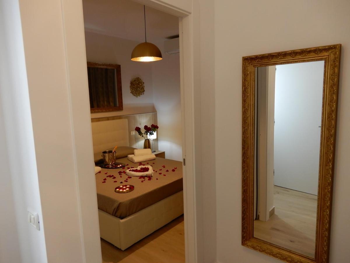 Caserta Royale Suite Extérieur photo